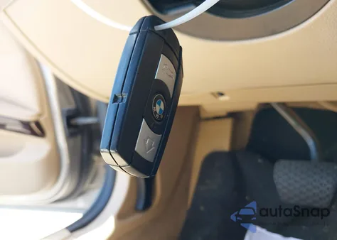 2011 BMW 328I from USA, damaged, VIN WBAPH5G5XBNM84087